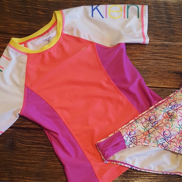 Calvin Klein children's swim suit set size large - Picture 5 of 7